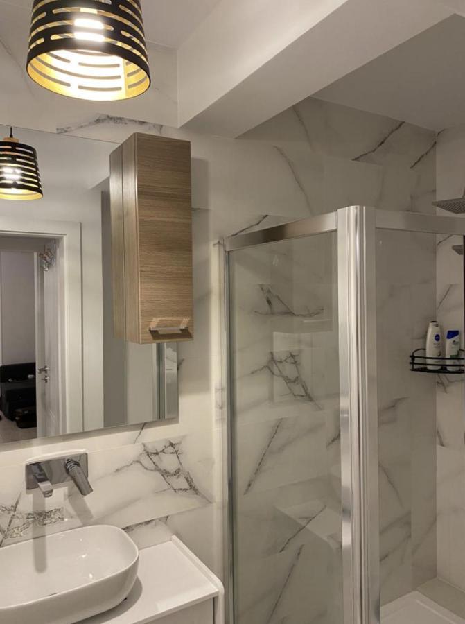 Luxury Center - Amzei Romana